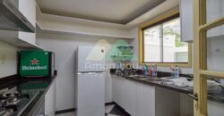 0536 CASA EN BARRIO LAS MERCEDES, ZONA COLEGIO INTERNACIONAL