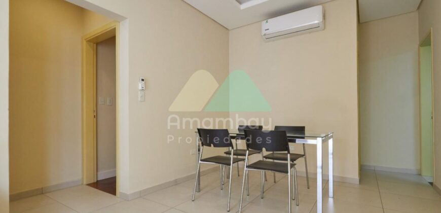 0536 CASA EN BARRIO LAS MERCEDES, ZONA COLEGIO INTERNACIONAL
