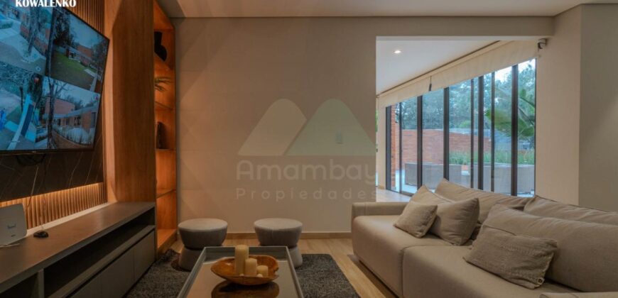 0541 RESIDENCIA EN SAN BERNARDINO, ZONA AVDA. GUILLERMO NAUMANN