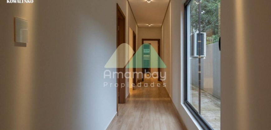 0541 RESIDENCIA EN SAN BERNARDINO, ZONA AVDA. GUILLERMO NAUMANN