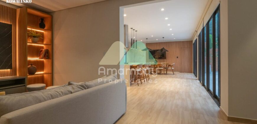 0541 RESIDENCIA EN SAN BERNARDINO, ZONA AVDA. GUILLERMO NAUMANN