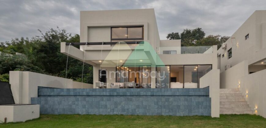 0542 RESIDENCIA EN SAN BERNARDINO, ZONA ANFITEATRO