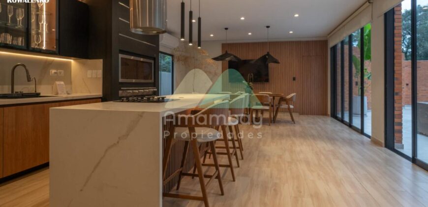 0541 RESIDENCIA EN SAN BERNARDINO, ZONA AVDA. GUILLERMO NAUMANN