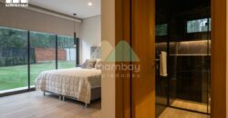 0541 RESIDENCIA EN SAN BERNARDINO, ZONA AVDA. GUILLERMO NAUMANN