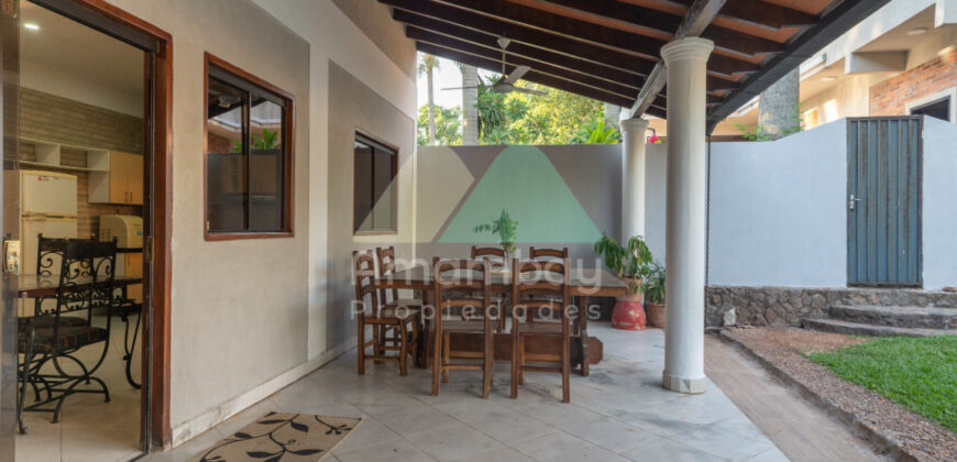 A0338 ALQUILO CASA EN LAMBARÉ, ZONA YACHT Y GOLF CLUB