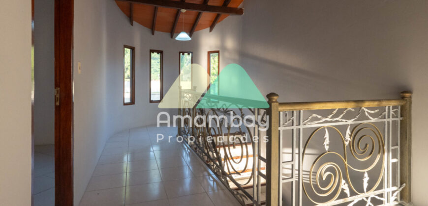 A0338 ALQUILO CASA EN LAMBARÉ, ZONA YACHT Y GOLF CLUB