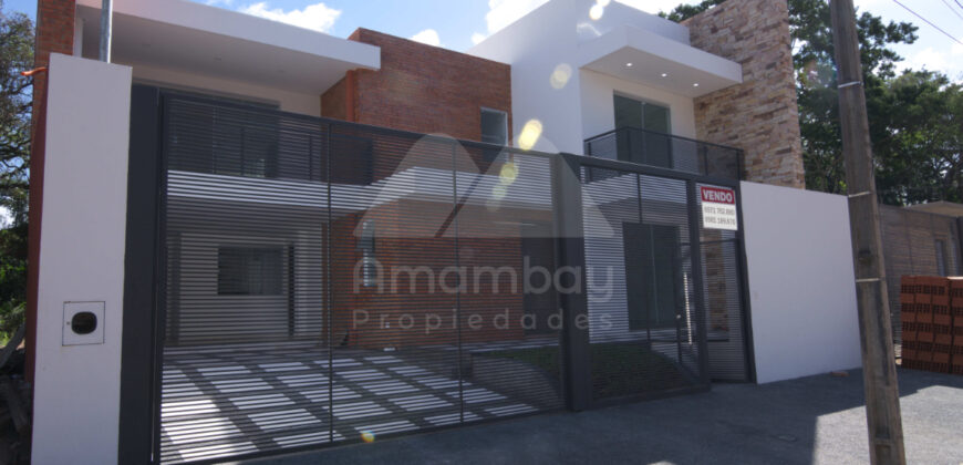 0745 DÚPLEX EN BARRIO SANTA LIBRADA, ZONA AVDA. PERÓN
