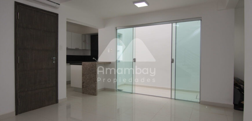 0745 DÚPLEX EN BARRIO SANTA LIBRADA, ZONA AVDA. PERÓN