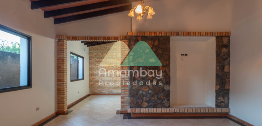 0075 CASA EN LAMBARE, BARRIO SAN ISIDRO