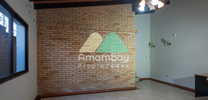 0075 CASA EN LAMBARE, BARRIO SAN ISIDRO