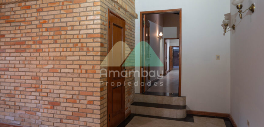 0075 CASA EN LAMBARE, BARRIO SAN ISIDRO