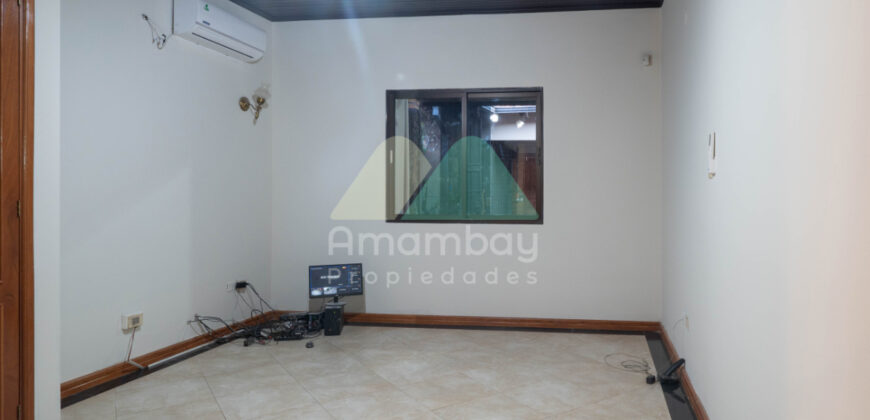 0075 CASA EN LAMBARE, BARRIO SAN ISIDRO