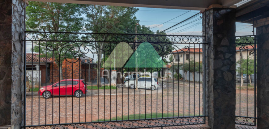 0075 CASA EN LAMBARE, BARRIO SAN ISIDRO