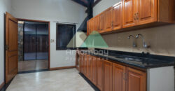 0075 CASA EN LAMBARE, BARRIO SAN ISIDRO