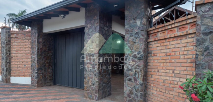 0075 CASA EN LAMBARE, BARRIO SAN ISIDRO