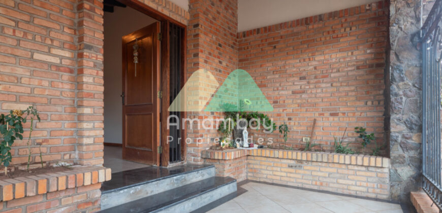 0075 CASA EN LAMBARE, BARRIO SAN ISIDRO