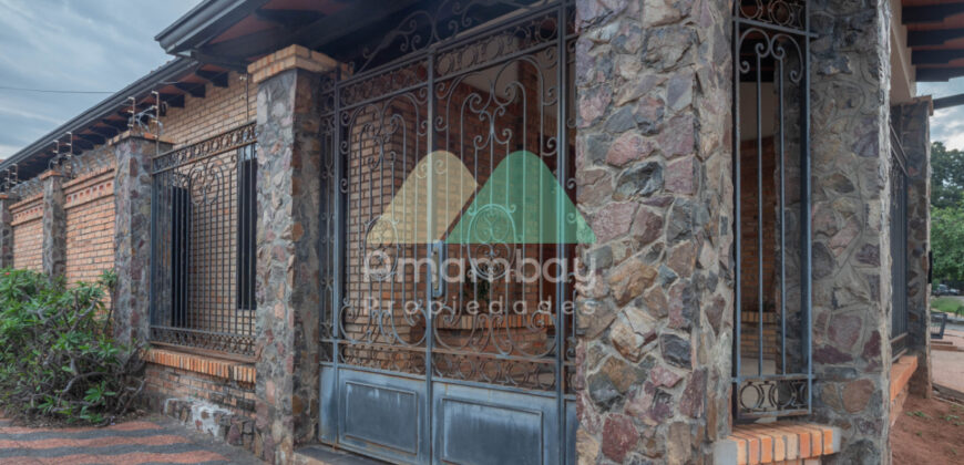 0075 CASA EN LAMBARE, BARRIO SAN ISIDRO