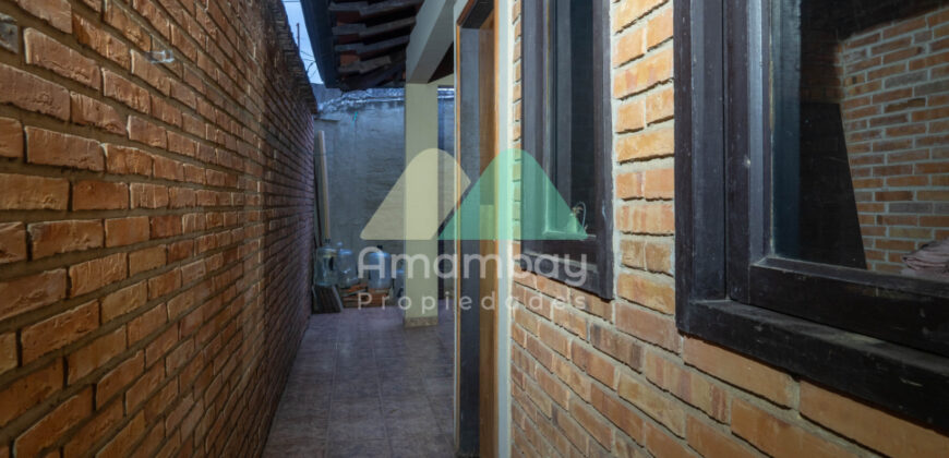 0075 CASA EN LAMBARE, BARRIO SAN ISIDRO