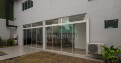 0568 RESIDENCIA EN BARRIO SAN CRISTÓBAL, ZONA DENIS ROA