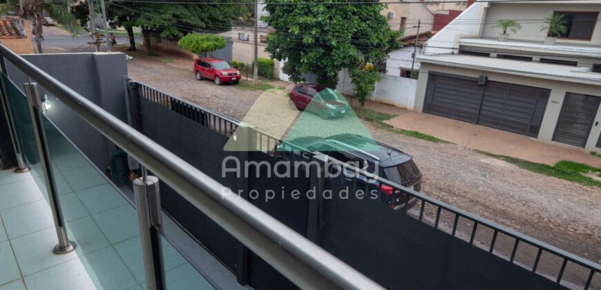 0568 RESIDENCIA EN BARRIO SAN CRISTÓBAL, ZONA DENIS ROA