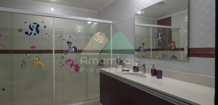 0568 RESIDENCIA EN BARRIO SAN CRISTÓBAL, ZONA DENIS ROA