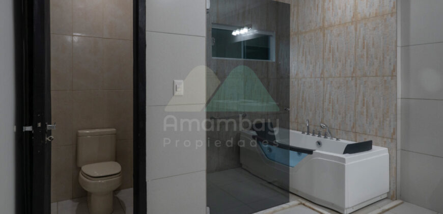 0568 RESIDENCIA EN BARRIO SAN CRISTÓBAL, ZONA DENIS ROA