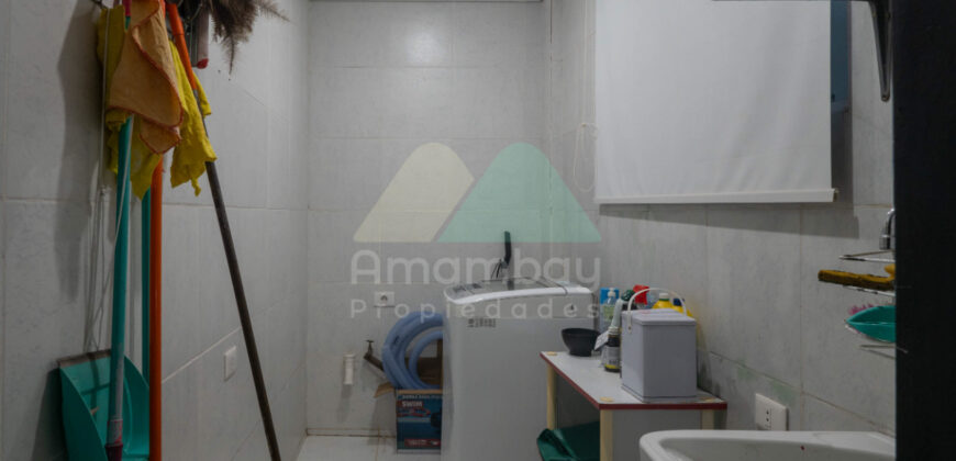 0568 RESIDENCIA EN BARRIO SAN CRISTÓBAL, ZONA DENIS ROA