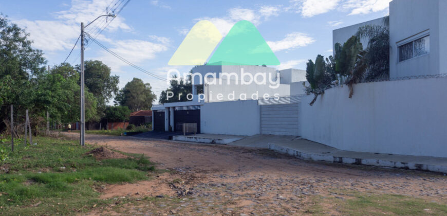 0572 TERRENO EN BARRIO ITÁ ENRAMADA, ZONA AVDA. PERÓN