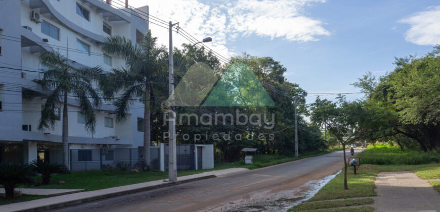 0573 TERRENO EN BARRIO ITÁ ENRAMADA, ZONA YACHT Y GOLF CLUB