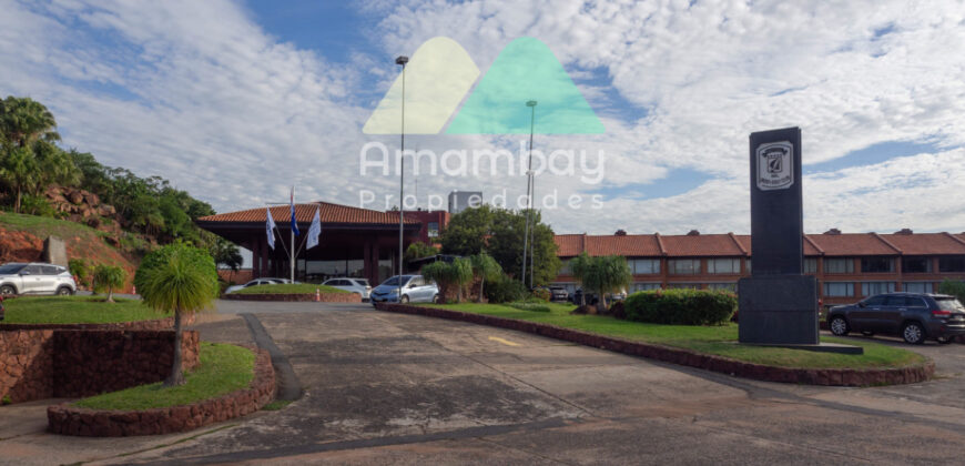 0573 TERRENO EN BARRIO ITÁ ENRAMADA, ZONA YACHT Y GOLF CLUB