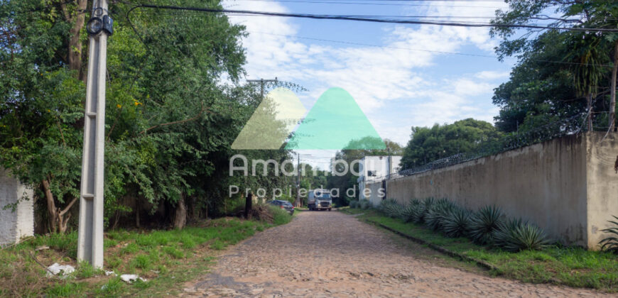 0573 TERRENO EN BARRIO ITÁ ENRAMADA, ZONA YACHT Y GOLF CLUB