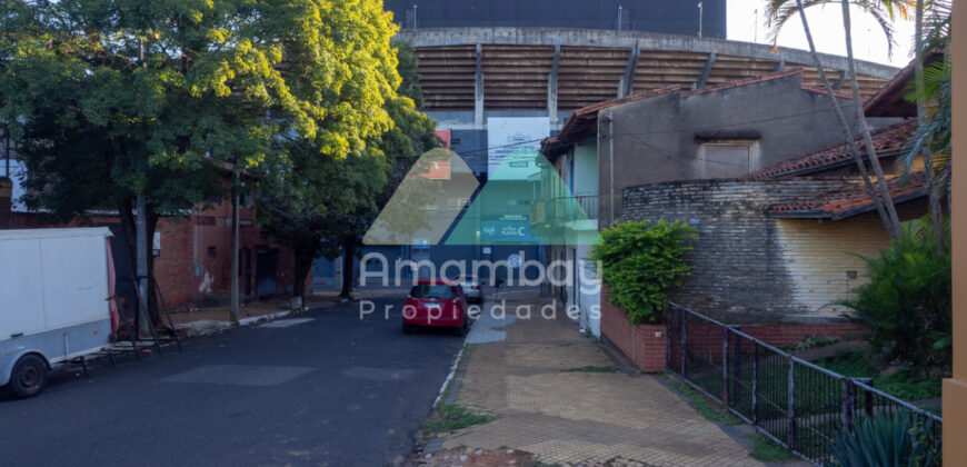 0577 TERRENO EN BARRIO SAJONIA, ZONA ESTADIO DEFENSORES DEL CHACO