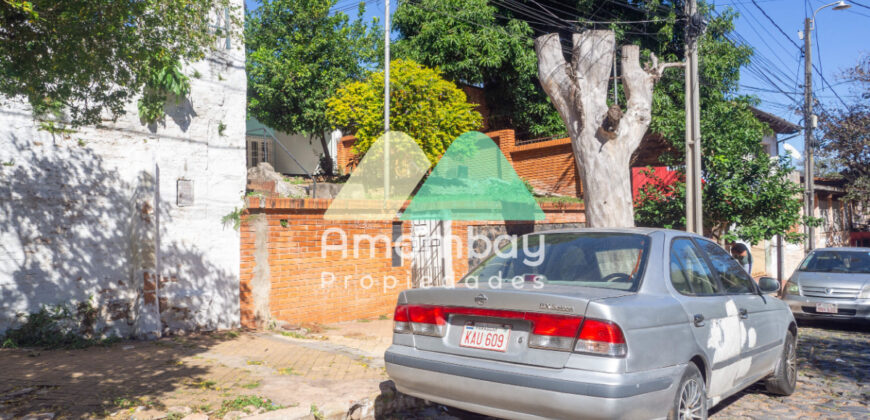 0578 TERRENO EN BARRIO SAJONIA, ZONA PALACIO DE JUSTICIA