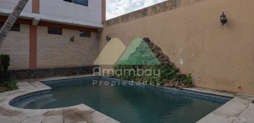 0580 CASA, OFICINA Y TINGLADO EN BARRIO SAJONIA