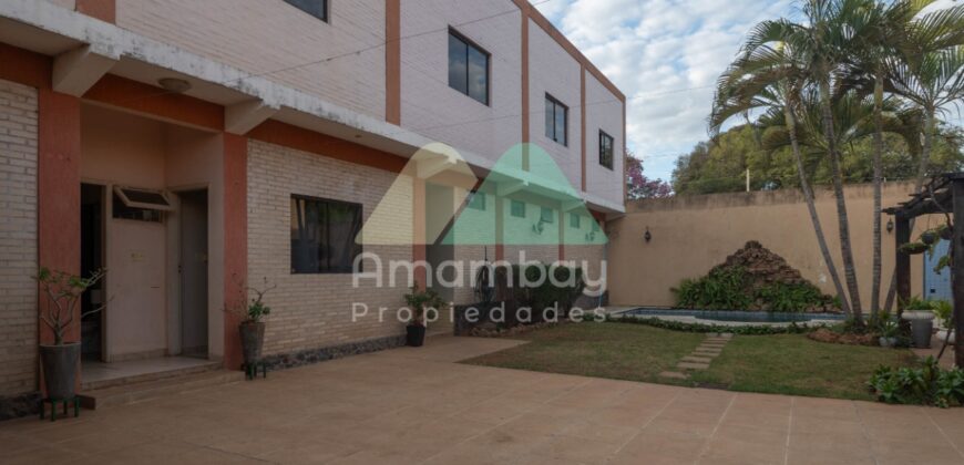 0580 CASA, OFICINA Y TINGLADO EN BARRIO SAJONIA