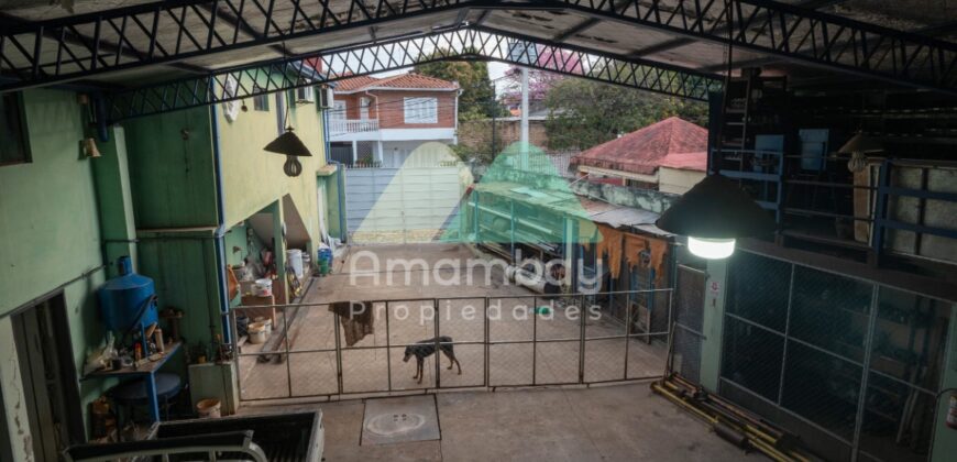 0580 CASA, OFICINA Y TINGLADO EN BARRIO SAJONIA
