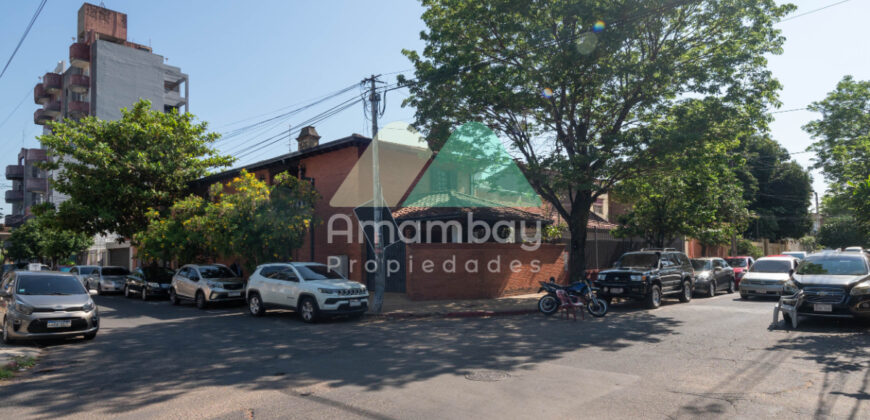 0559 TERRENO EN BARRIO SAJONIA, ZONA PALACIO DE JUSTICIA