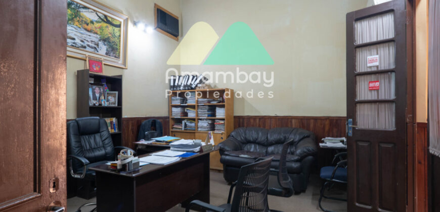 0559 TERRENO EN BARRIO SAJONIA, ZONA PALACIO DE JUSTICIA