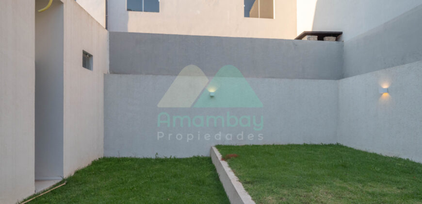 0587 DÚPLEX A ESTRENAR EN LAMBARÉ, ZONA YACHT Y GOLF CLUB