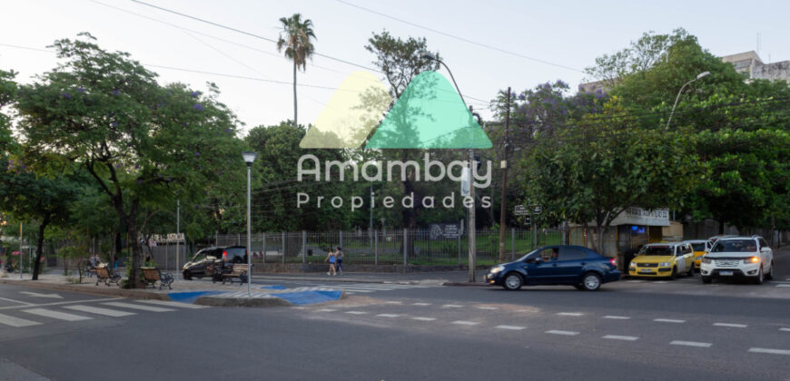 0559 TERRENO EN BARRIO SAJONIA, ZONA PALACIO DE JUSTICIA