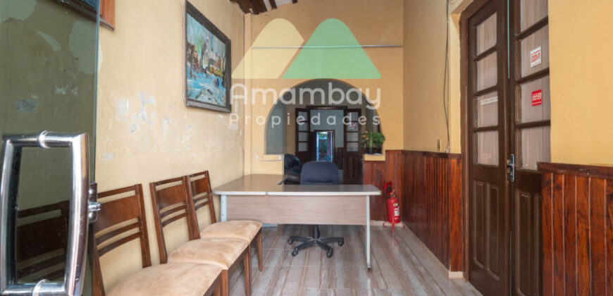 0559 TERRENO EN BARRIO SAJONIA, ZONA PALACIO DE JUSTICIA