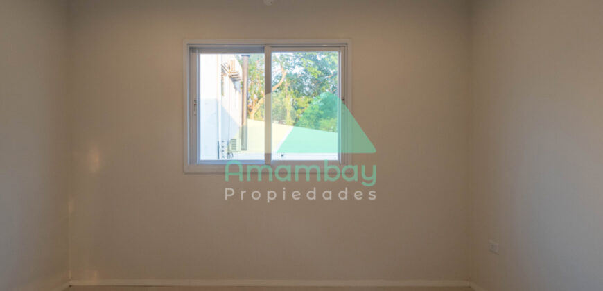 0587 DÚPLEX A ESTRENAR EN LAMBARÉ, ZONA YACHT Y GOLF CLUB