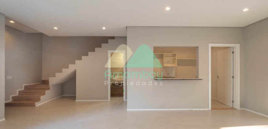 0587 DÚPLEX A ESTRENAR EN LAMBARÉ, ZONA YACHT Y GOLF CLUB