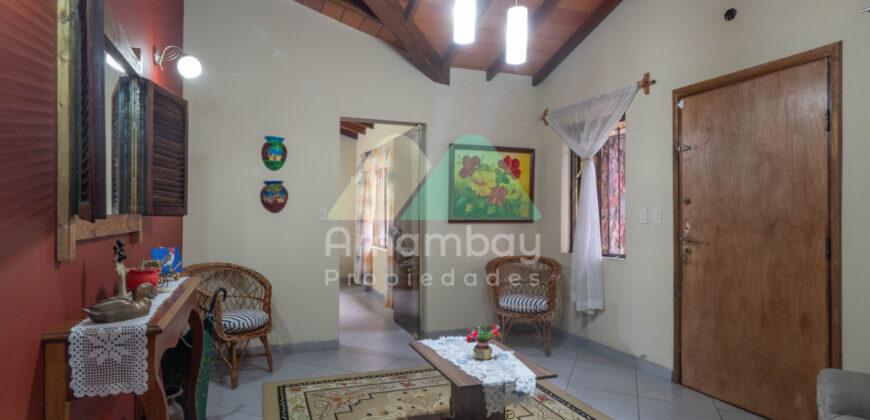 0590 CASA EN LAMBARÉ, ZONA MUNICIPALIDAD