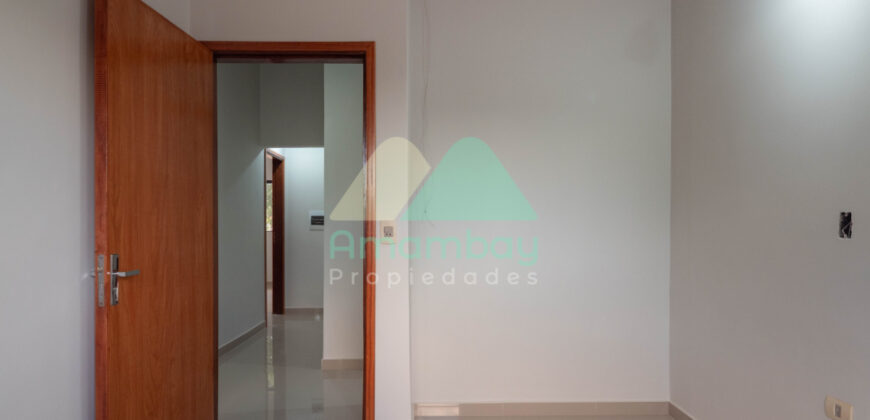 0591 DÚPLEX A ESTRENAR EN LAMBARÉ, ZONA SUPERSEIS