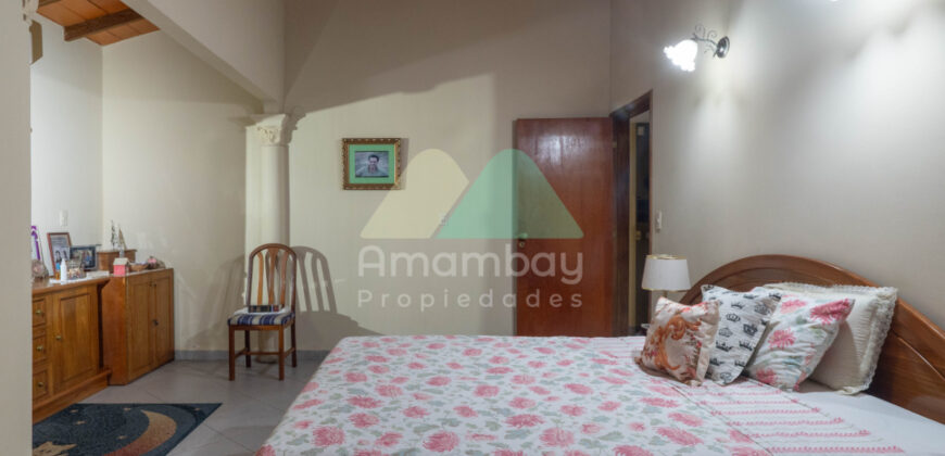 0590 CASA EN LAMBARÉ, ZONA MUNICIPALIDAD