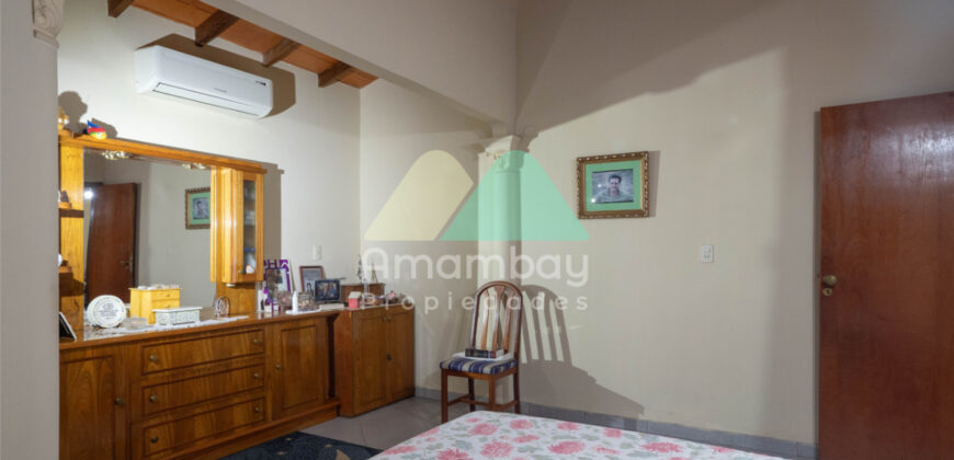 0590 CASA EN LAMBARÉ, ZONA MUNICIPALIDAD