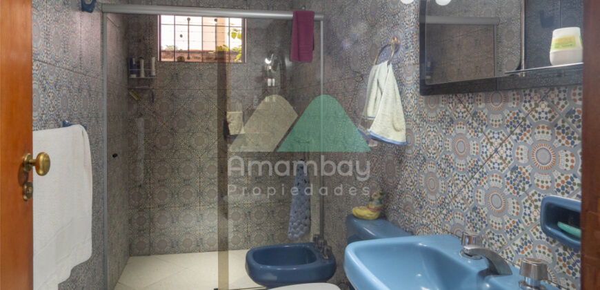 0590 CASA EN LAMBARÉ, ZONA MUNICIPALIDAD