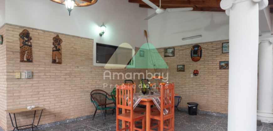 0590 CASA EN LAMBARÉ, ZONA MUNICIPALIDAD