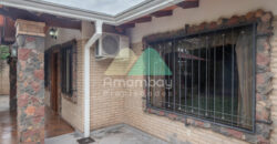 0590 CASA EN LAMBARÉ, ZONA MUNICIPALIDAD